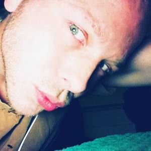 Meet your Posher, Dustin